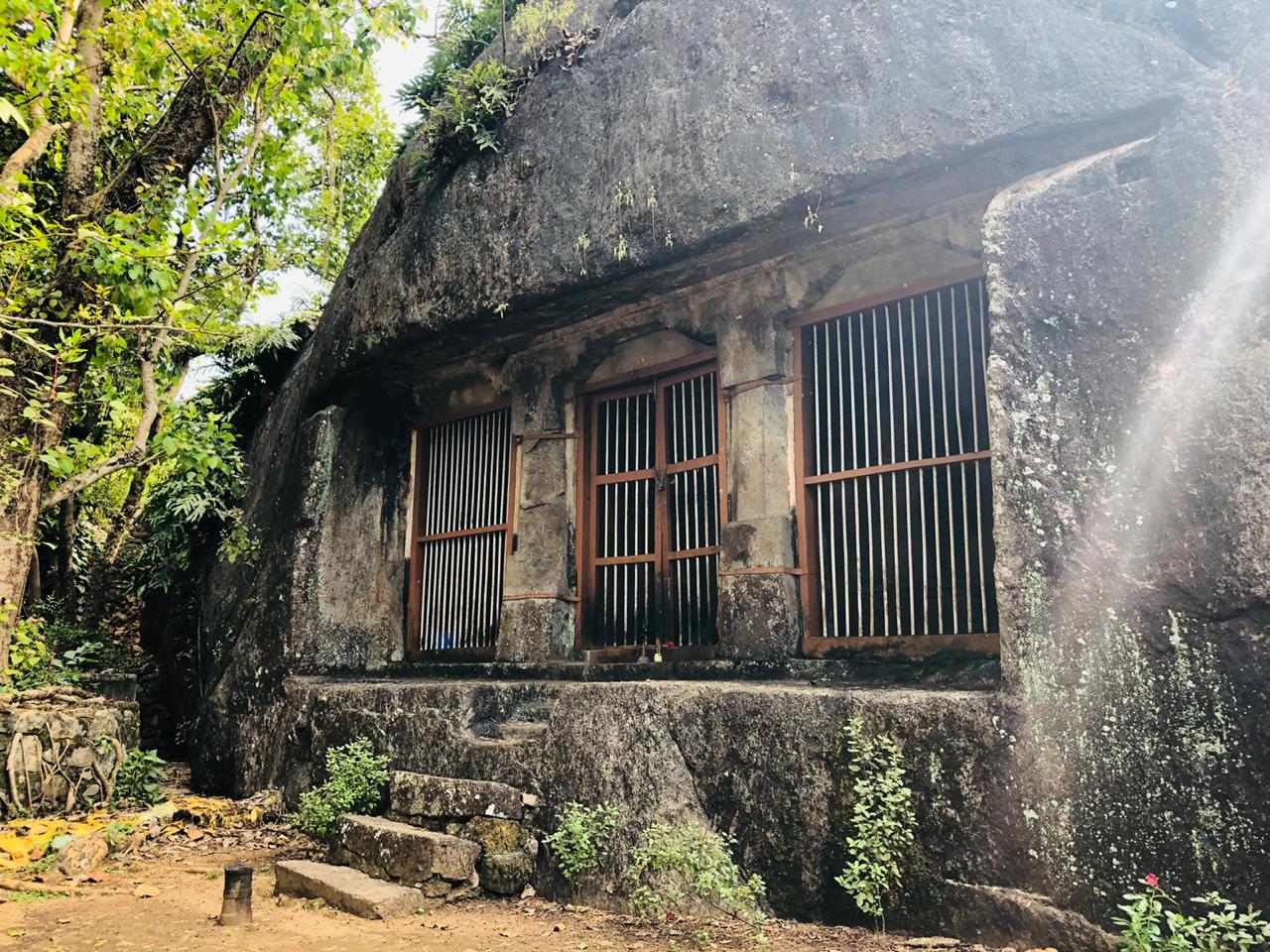 Kaviyoor Rock Cut Temple